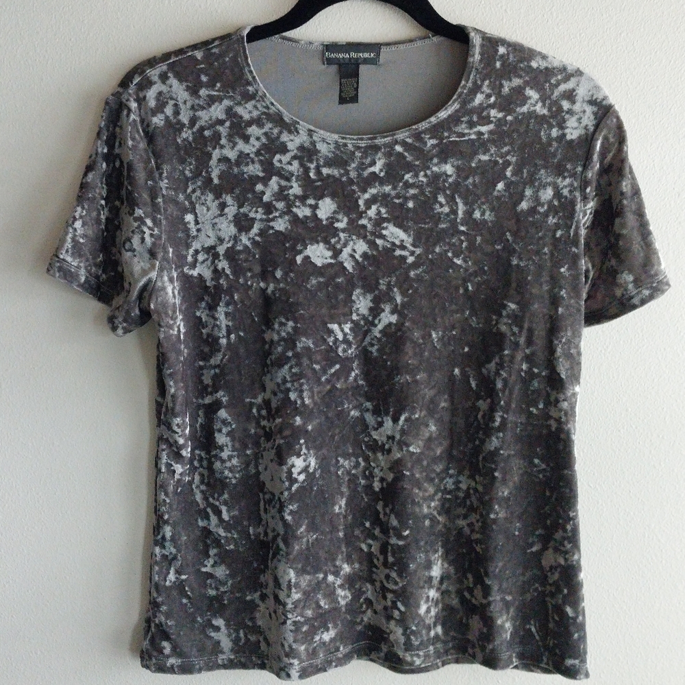 Banana Republic Vintage Silver Crushed Velvet Short Sleeve Top